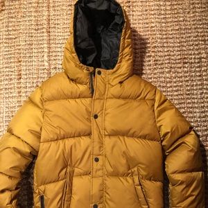 Hooded Zara mustard color puffer coat